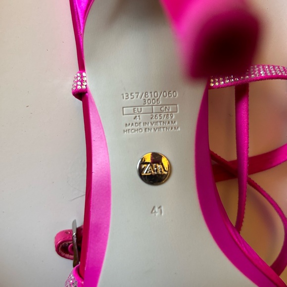 Zara sandals worn once 41 - Picture 2 of 3